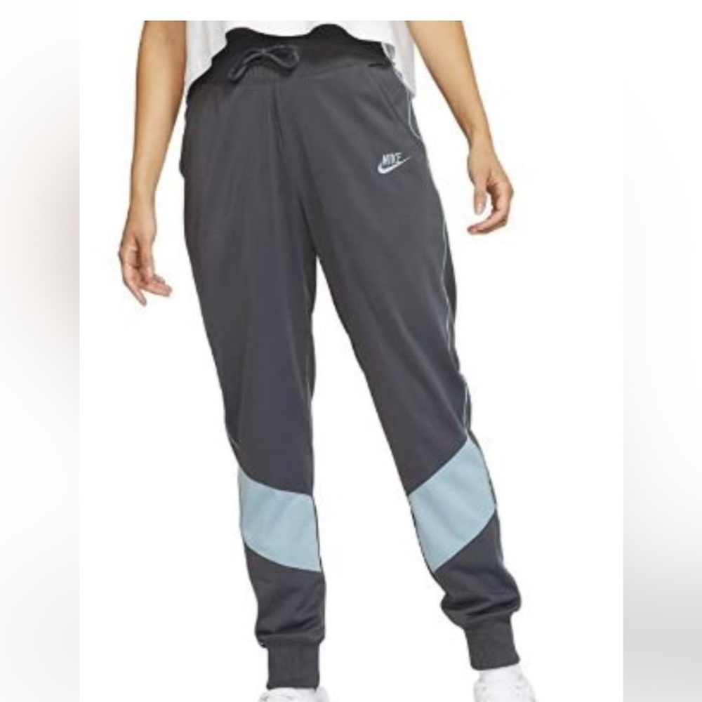 Nike Women's Sportswear Heritage Track Pants joggers Size Medium